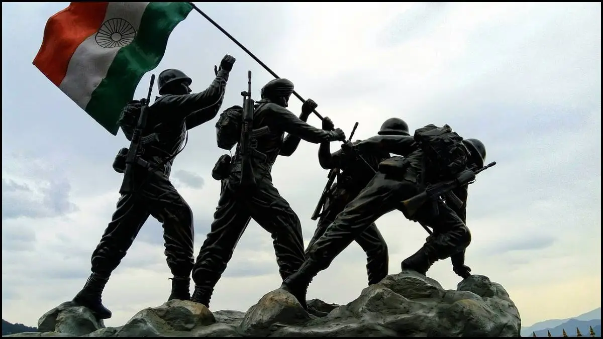 कारगिल विजय दिवस 2025: द्रास में शहीदों को श्रद्धांजलि, टाइगर हिल पर वीरता की गूंज