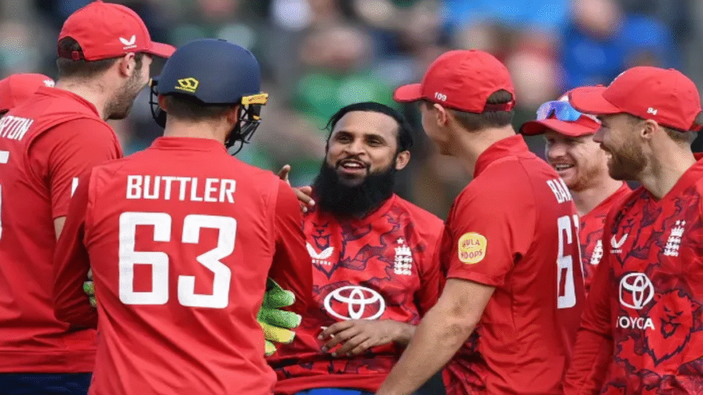 इंग्लैंड ने आयरलैंड को 6 विकेट से हराकर T20I सीरीज 2-0 से जीत ली।