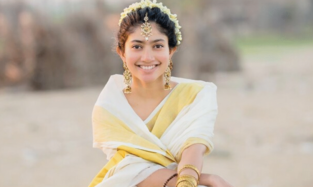 Sai Pallavi स्विमसूट विवाद: फैंस ने ट्रोल्स से बचाया अभिनेत्री को