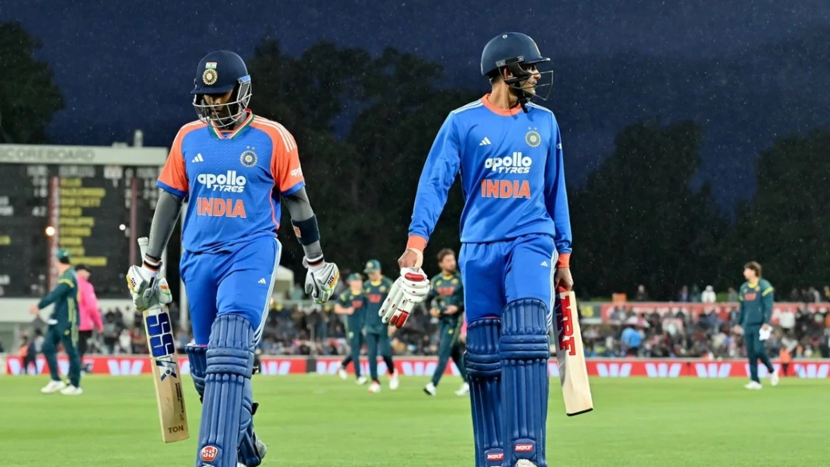 IND vs AUS 2nd T20 Live Score: India Struggle at 93/5 in Melbourne as Hazlewood Shines