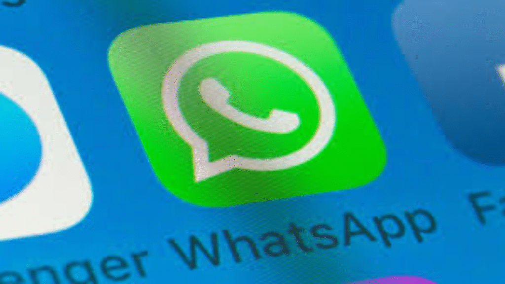 WhatsApp का नया फीचर: अब हर चैट के लिए अलग से मैनेज कर सकेंगे स्टोरेज, बीटा टेस्टिंग में दिखा नया विकल्प 32 WhatsApp का नया फीचर: हर चैट के लिए अलग से मैनेज कर सकेंगे स्टोरेज, जल्द जारी होगा अपडेट
