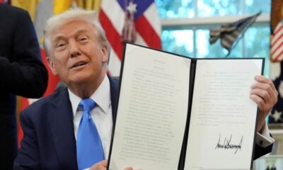 “Donald Trump प्रशासन फिर लाएगा H-1B वीज़ा पर सख्ती — भारतीय पेशेवरों में चिंता बढ़ी”