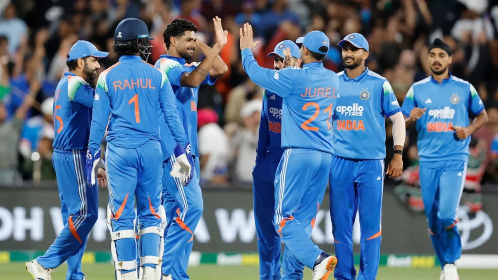 IND vs AUS 2nd T20I: हेज़लवुड की घातक गेंदबाज़ी से भारत धराशायी, ऑस्ट्रेलिया ने सीरीज़ में बढ़त बनाई 32 ind 6da0584782867bb393dba0895aac9e07