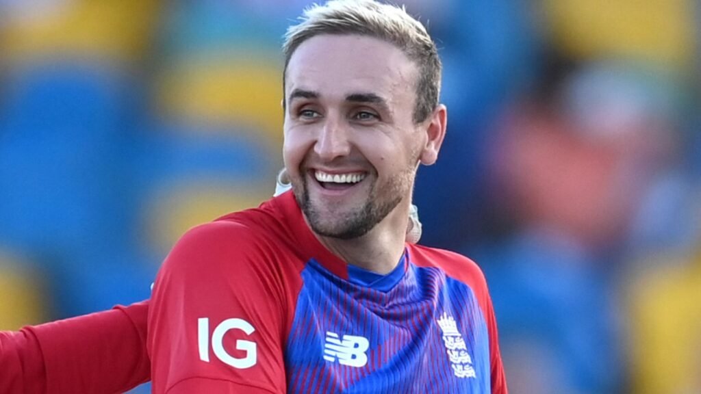 RCB ने क्यों छोड़ा Liam Livingstone? Anil Kumble का बड़ा दावा—'High Price Tag बनी वजह!' 32 Liam Livingstone को RCB ने IPL 2026 से पहले रिलीज़ किया—Anil Kumble ने बताया High Price Tag बड़ी वजह।