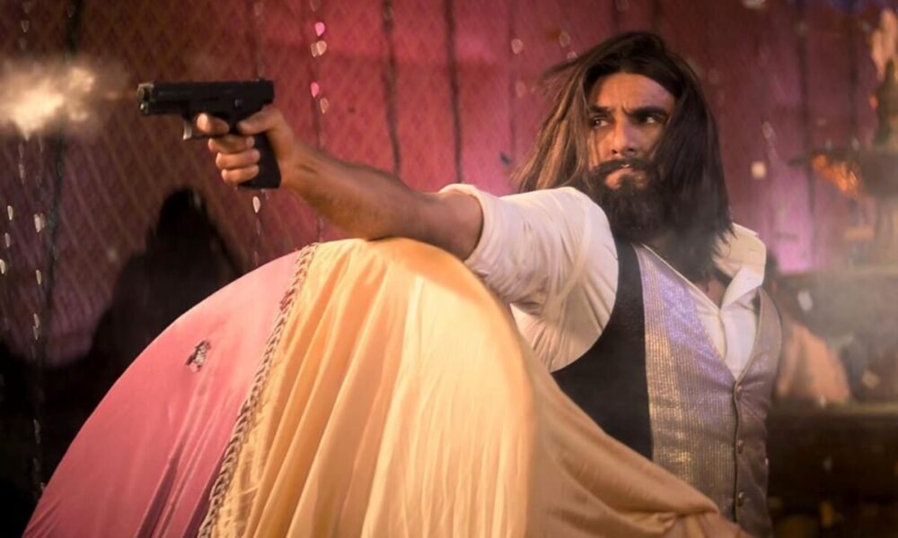 Ranveer Singh की Dhurandhar को लेकर लेखक Shubhrangshu Roy का दावा—फिल्म में छुपा है एक खतरनाक करंसी स्कैम