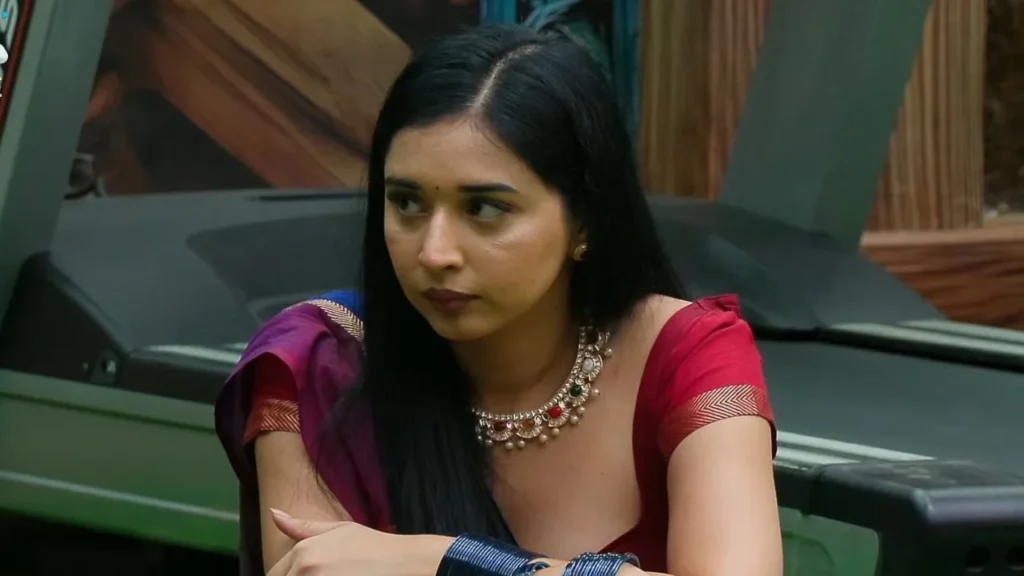 Bigg Boss 19 के बाद तान्या मित्तल का दावा साबित, घर में लगे लिफ्ट पर उठे सवाल खत्म