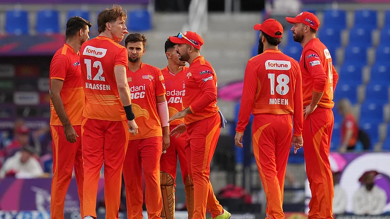 ILT20 Abu Dhabi Knight Riders vs Gulf Giants