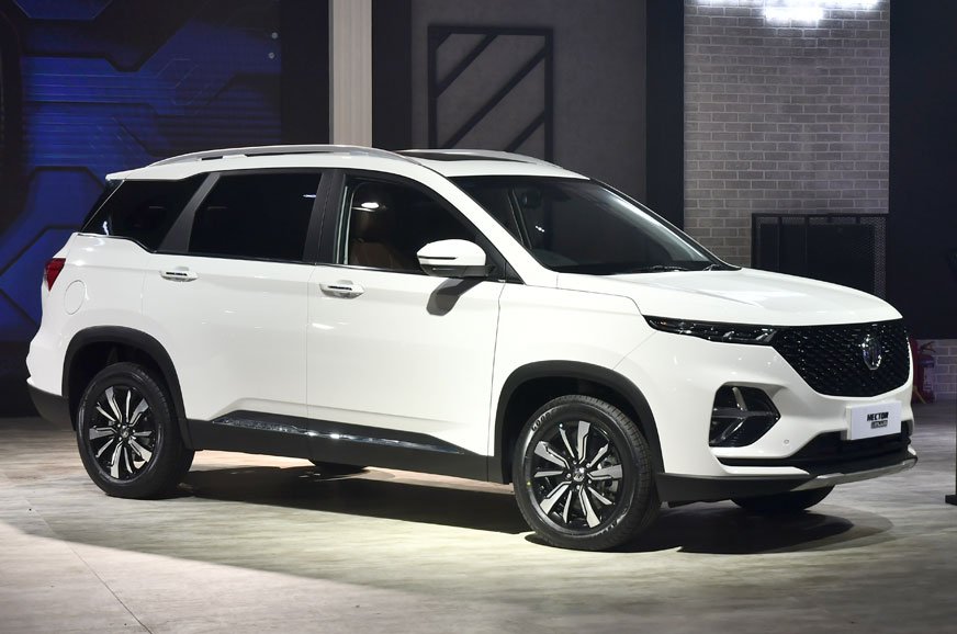 MG Hector Plus Facelift थ्री-रो सीटिंग के साथ बड़ी फैमिली के लिए एक प्रीमियम SUV