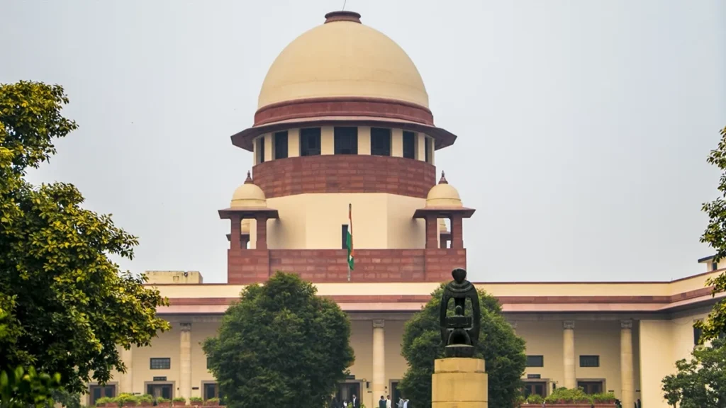 ₹5,100 करोड़ देकर बच निकले Sandesara? सुप्रीम कोर्ट के फैसले पर उठे सवाल, बैंकों का दावा—₹19,000 करोड़ से ज्यादा बकाया! 31 Supreme Court Patanjali
