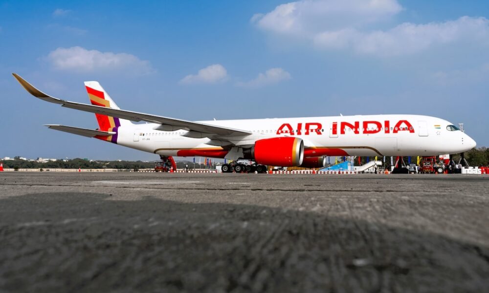 Air India की West Asia Flights पर Pilots का बड़ा अलर्ट — DGCA को लिखा "Wilful Endangerment", Insurance पर भी सवाल | Dainik Diary