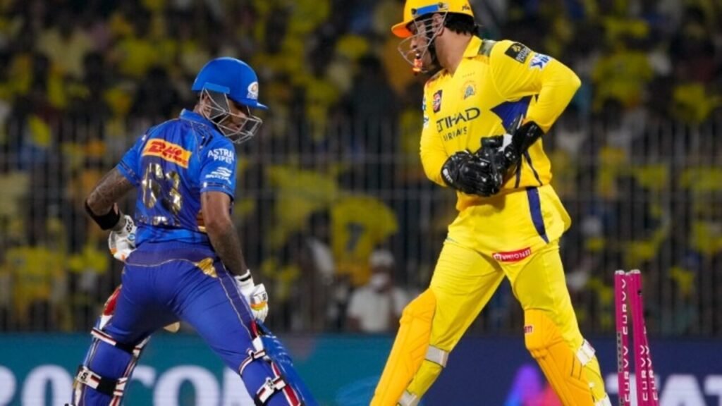 Dhoni's का ‘स्लॉग बैट’ राज, Hardik's का कर्व सीक्रेट और Surya's की खास पसंद ऐसे बनते हैं भारत के सिक्सर किंग! 32 MS Dhoni Bat Secret: कैसे हार्दिक और सूर्या अपने बल्ले से बनाते हैं बड़े छक्कों का रिकॉर्ड