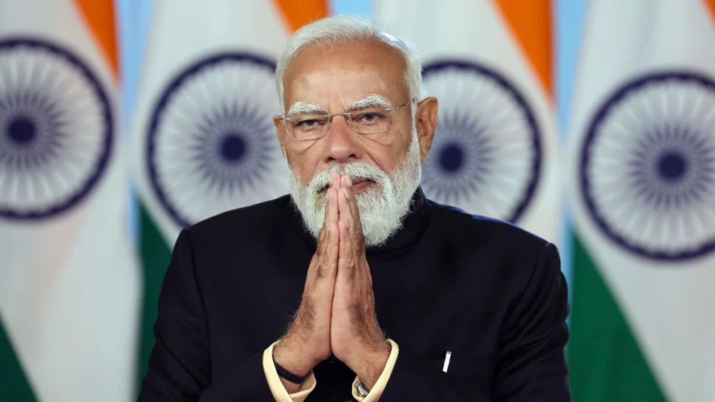 महिला आरक्षण अभी क्यों नहीं? 543 सीटों पर लागू करने में क्या है असली रोड़ा, जानें पूरा विवाद 32 महिला आरक्षण 543 सीटों पर क्यों नहीं? Census, Delimitation और OBC का पूरा विवाद | Dainik Diary