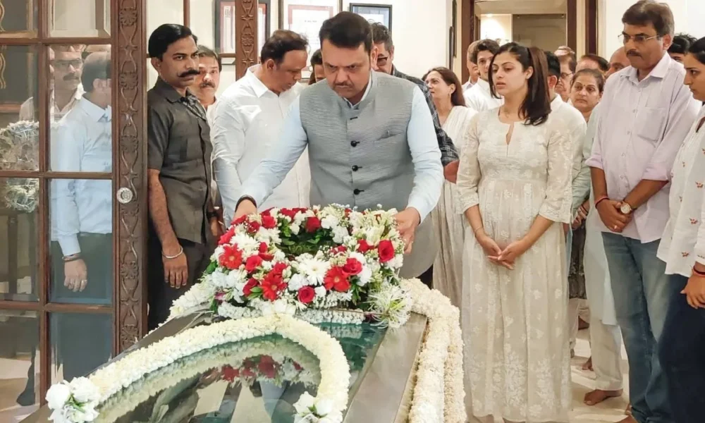 Asha Bhosle Funeral: Legendary Singer to Be Cremated with State Honours in Mumbai