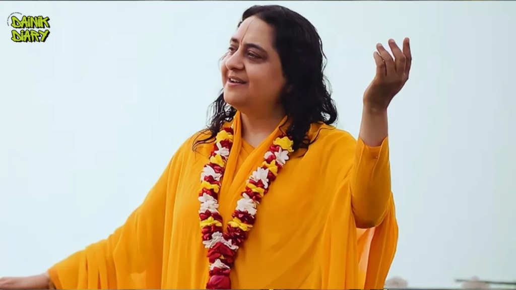 Raseshwari Devi: वो आध्यात्मिक शक्ति जो Odisha में बना रही हैं 1,500 लोगों का भव्य Yoga और Meditation Hall 32 Raseshwari Devi कौन हैं? Odisha में 1,500 सीटों का Yoga Meditation Hall बनाने वाली आध्यात्मिक नेत्री | Dainik Diary