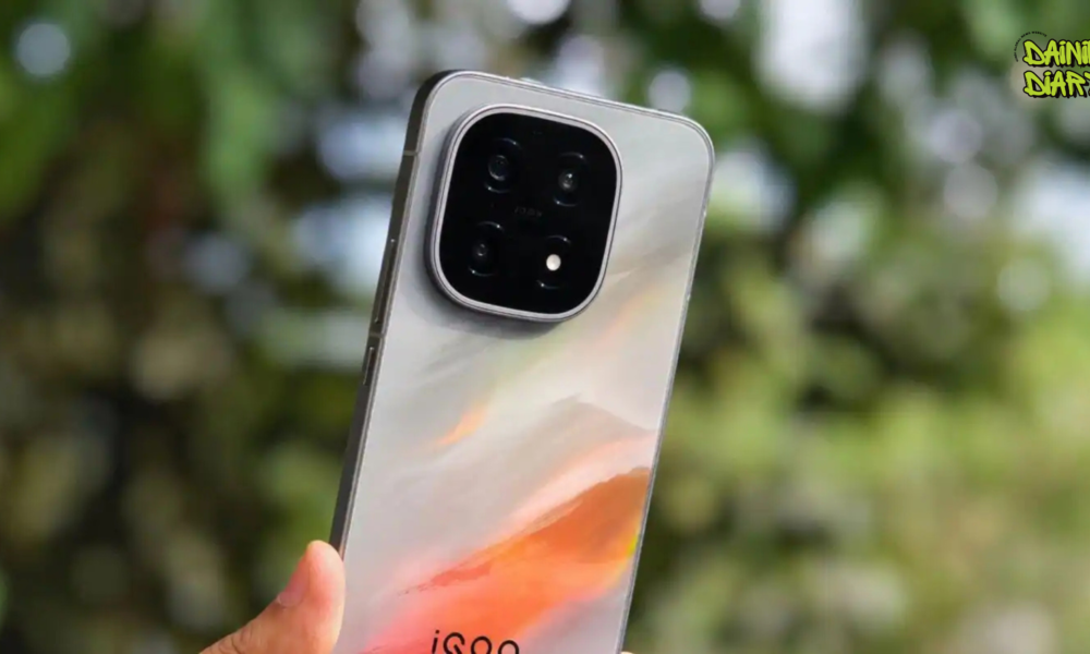 iQOO 16 में मिलेगी 8,400mAh बैटरी? 165Hz डिस्प्ले और Snapdragon चिप की बड़ी लीक